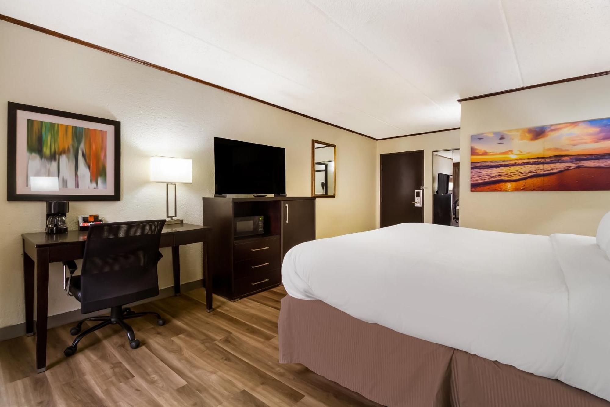 Clarion Pointe Lake Jackson - Clute ภายนอก รูปภาพ