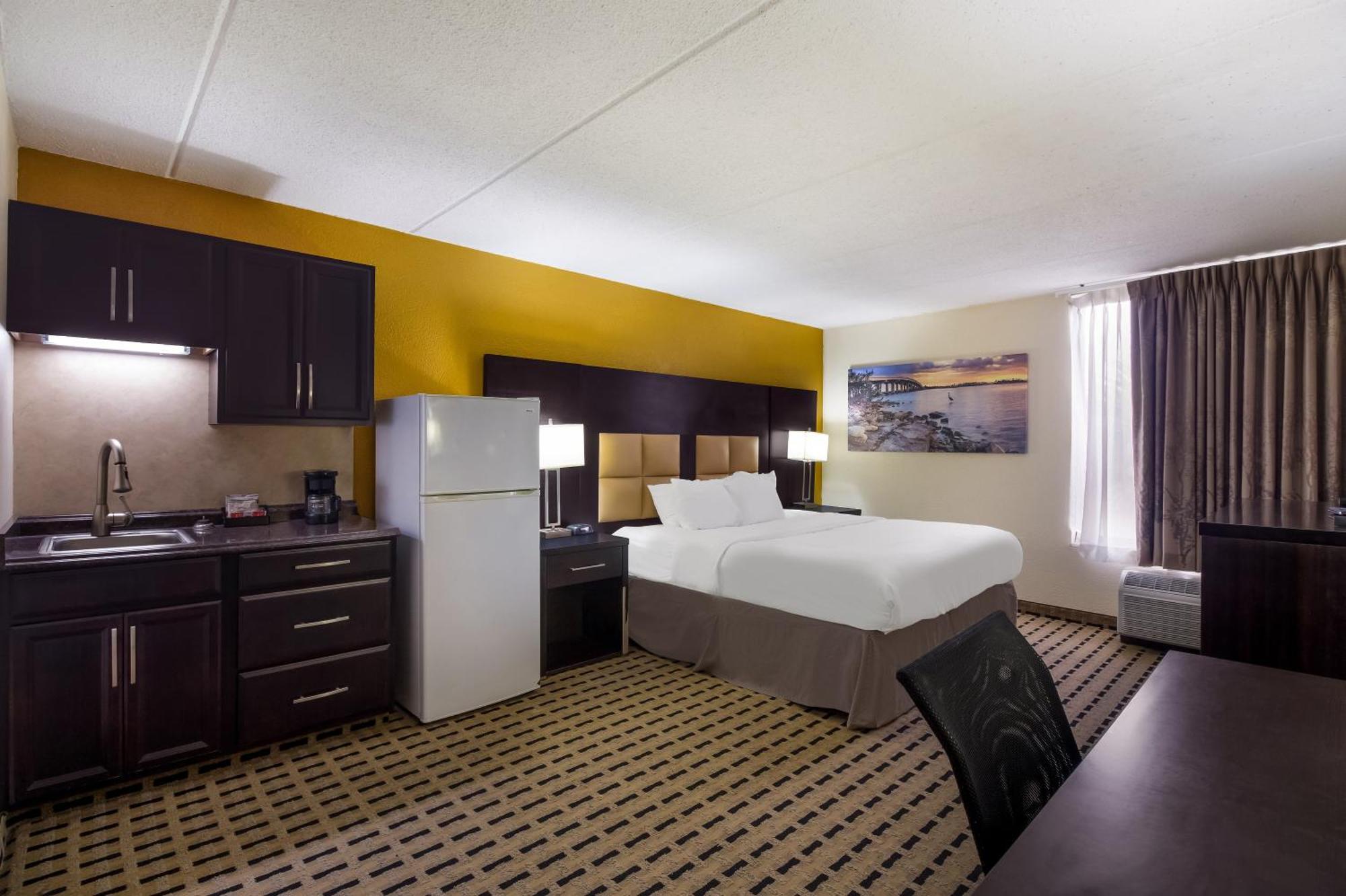 Clarion Pointe Lake Jackson - Clute ภายนอก รูปภาพ