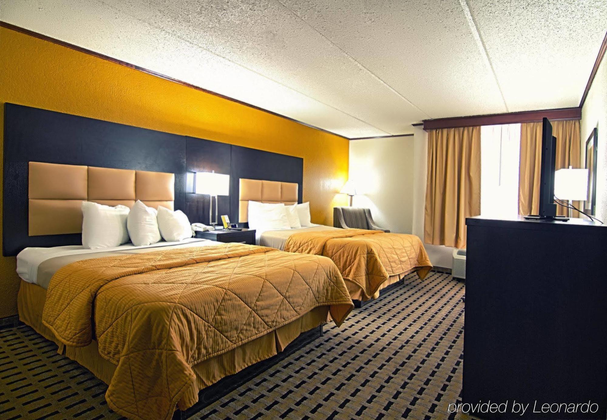 Clarion Pointe Lake Jackson - Clute ภายนอก รูปภาพ